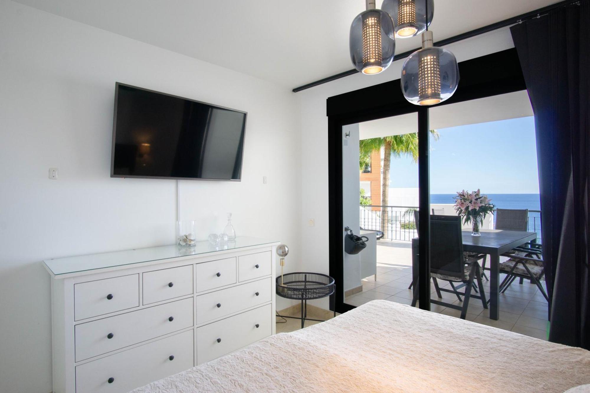 Beautiful Apartment With Stunning Sea Views And A Large Terrace! Torrox Exterior photo